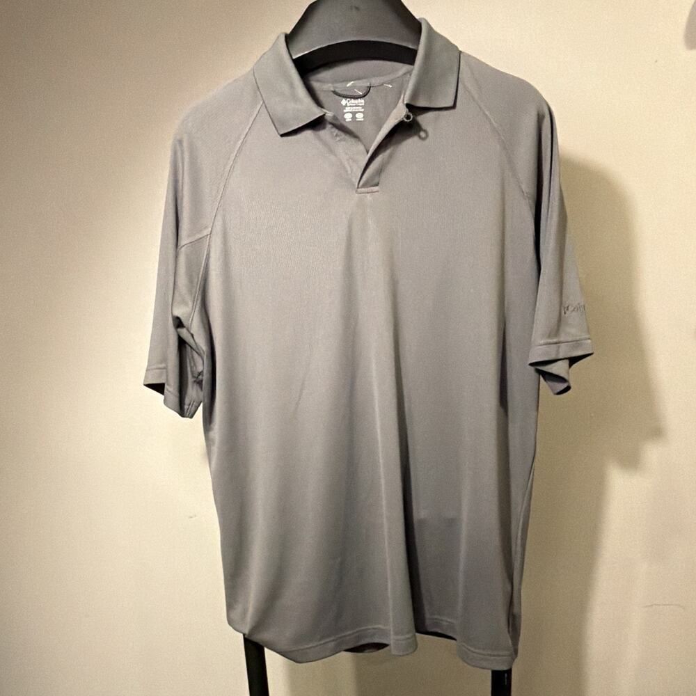 Columbia Men's Gray Solid Short Sleeve Collared Polo Shirt Size L Regular